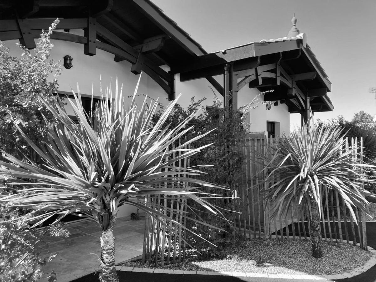 Les Lodges du Bassin d'Arcachon- Petit-déjeuner sur demande- Prestations haut de gamme Gujan-Mestras Exterior foto